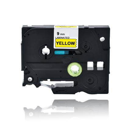 Baskistan Brother TZE-651 24 mm Sarı Üzeri Siyah Laminasyonlu Etiket (24mm x 8m)